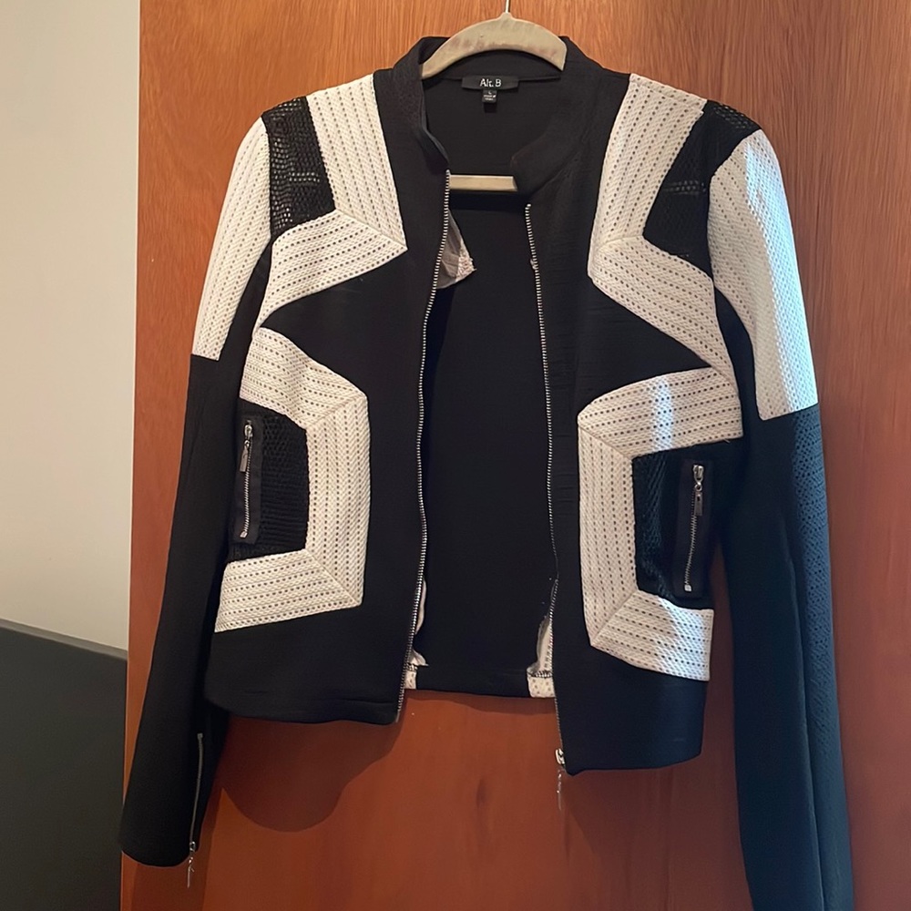 Black & White Jacket size L